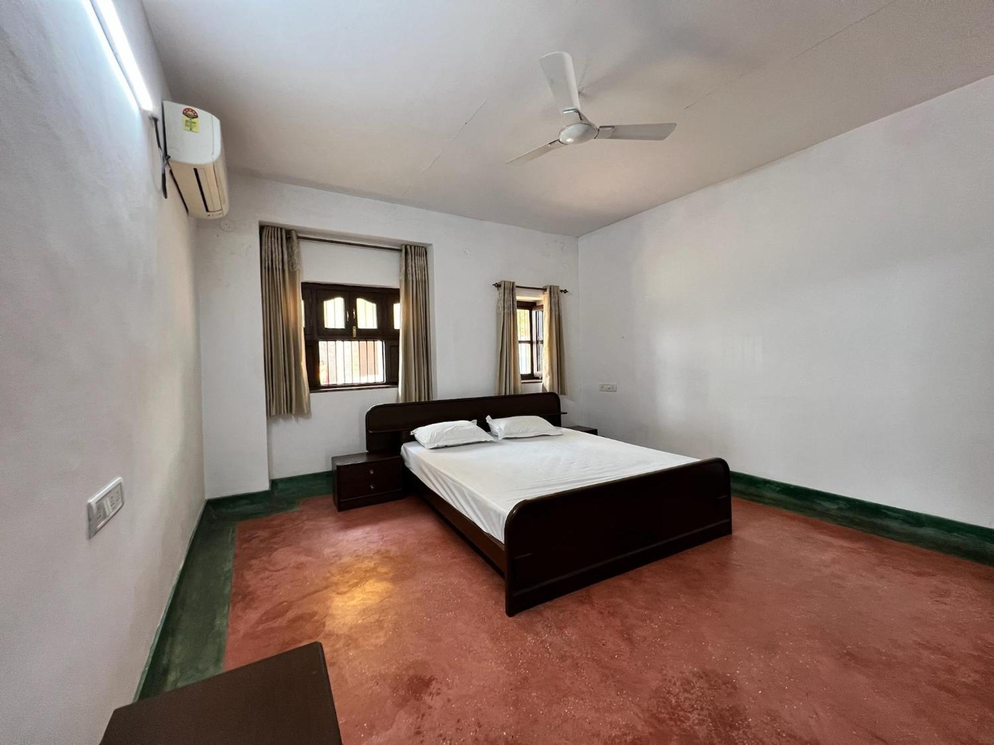 세쿤데라바드 Laxmi Nivas 1949 B&B 외부 사진